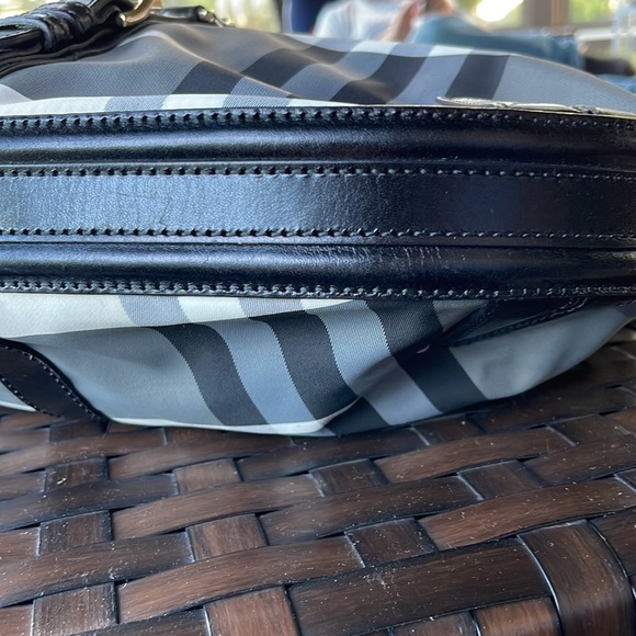 Rare Authentic Vintage Burberry White/Black/Gray Nylon Nova Check Hobo - Picture 9 of 12